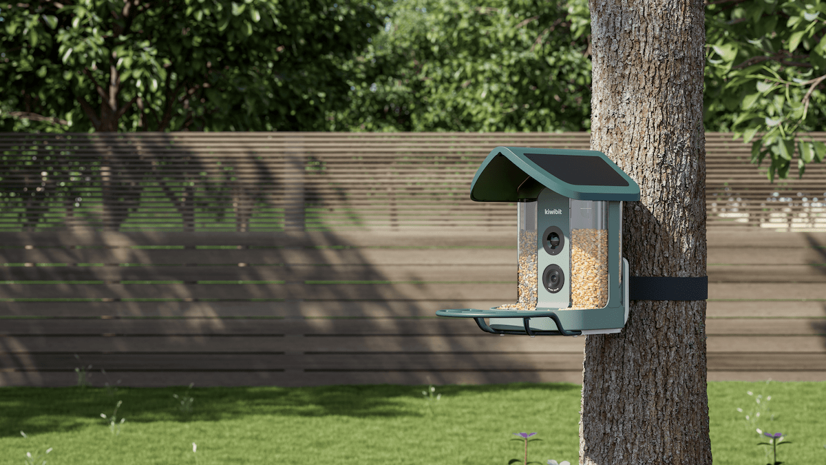Solar-Roof-Beako-Lifestyle-Image-3