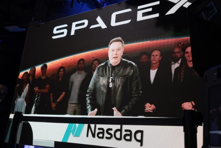 elon-nasdaq-spacex-ipo